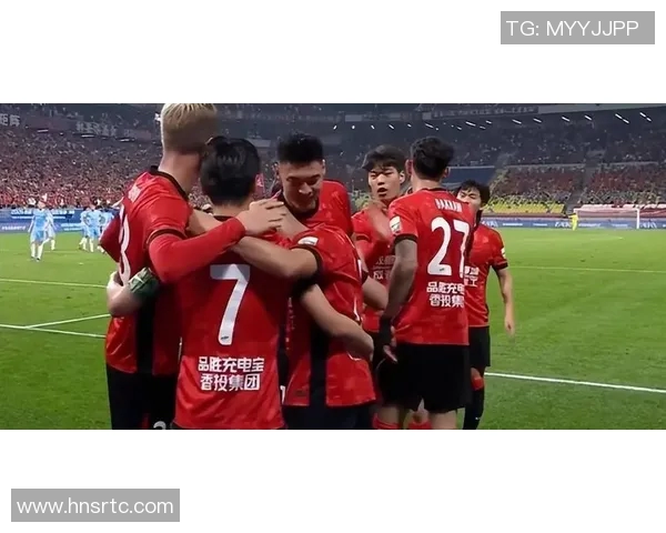 曼联与山东泰山激战正酣比赛结果揭晓引发球迷热议